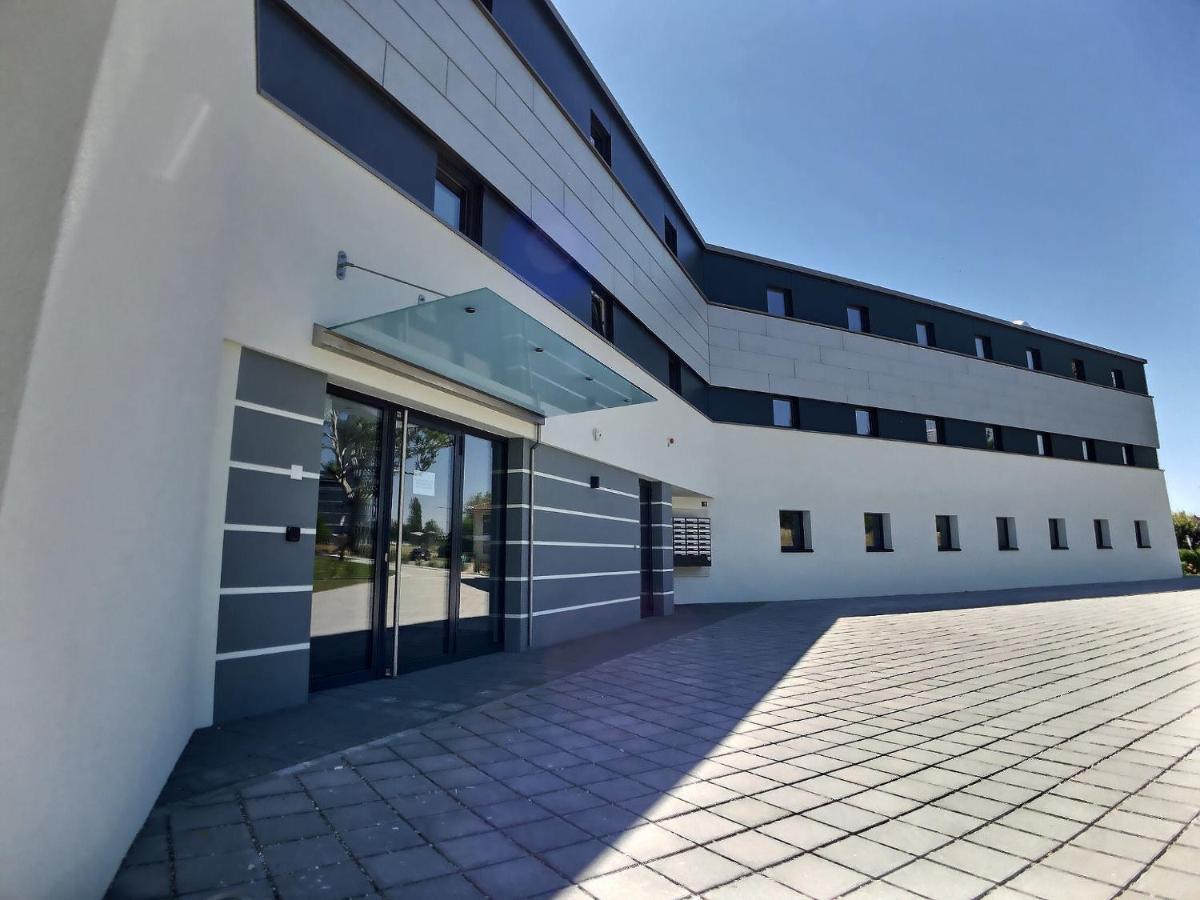 Attica Residences, Lausanne Saint Sulpice  Exterior photo